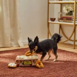Frisco Fall Box Of Donuts Hide & Seek Puzzle Plush Squeaky Dog Toy -Pet Dog Supplies Shop 285639 PT3. AC SS1800 V1629725027