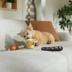 Frisco Father's Day Essential Latex Squeaky Dog Toy, 4 Count 5 Frisco Father's Day Essential Latex Squeaky Dog Toy, 4 Count -Pet Dog Supplies Shop 327045 PT3. AC SS1800 V1648667249